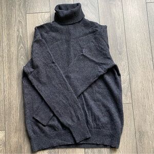Hudson North Grey Cashmere Turtleneck Sz XL Fits Smaller